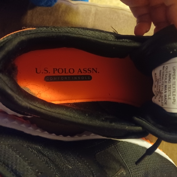 U.S. Polo Assn. Womens 8.5 Black & Orange Shoes. - Picture 9 of 9